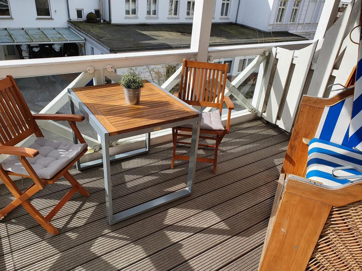Das Appartement Inselliebe Ruegen Inkl Sauna Und 3H Taeglich Eintritt Ahoi Schwimmbad Sellin  Exterior foto